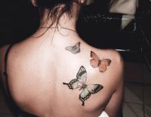 Tetování na lopatku pro dívky